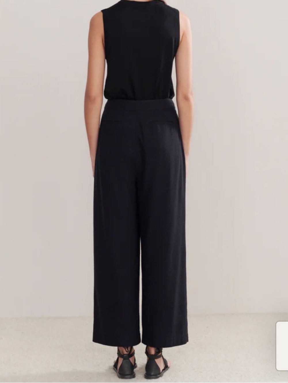 Relaxed Trouser - Picture 5 of 5